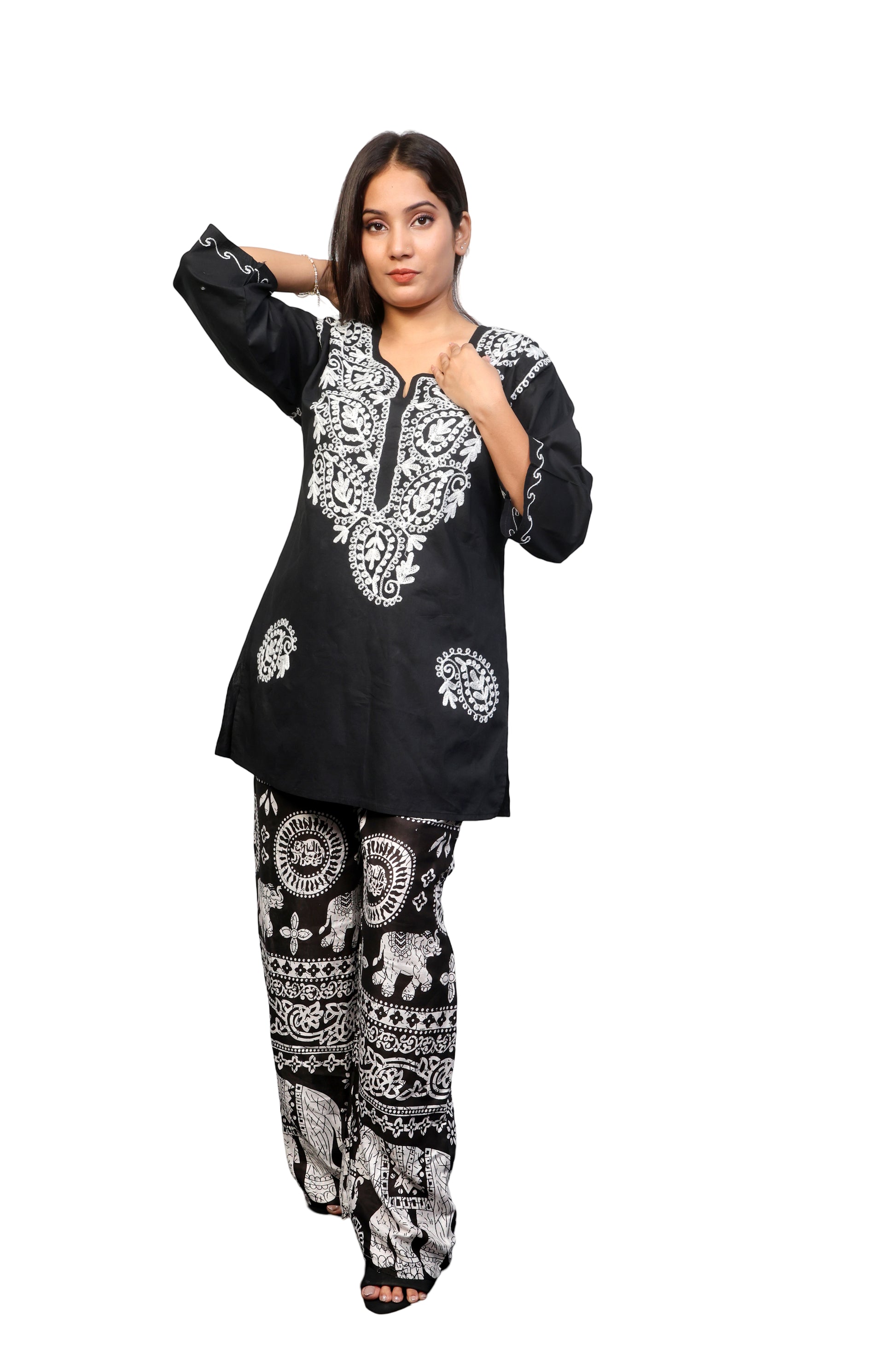 White & black summer cotton top with lace for women