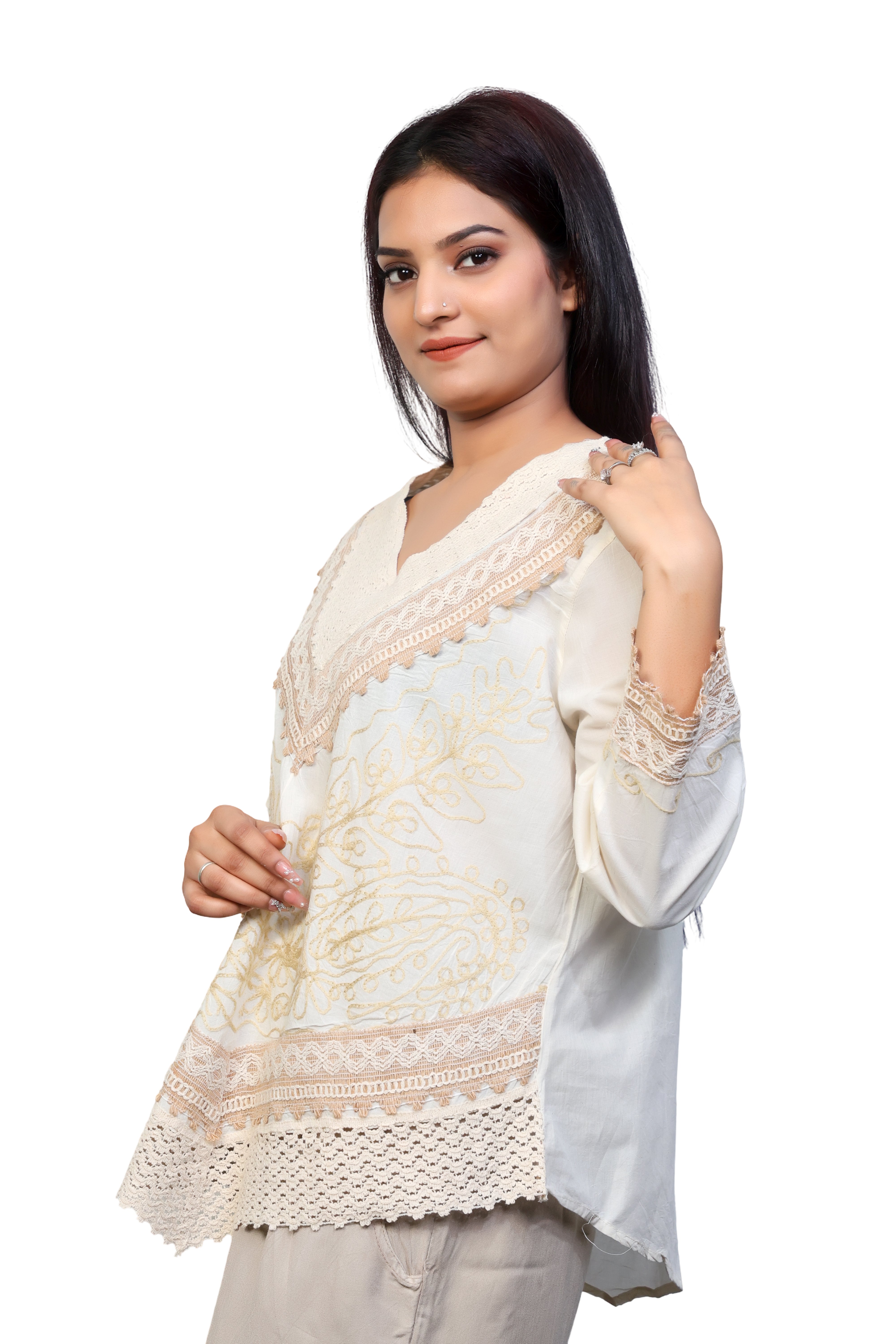 Summer cotton jute top with lace for women.