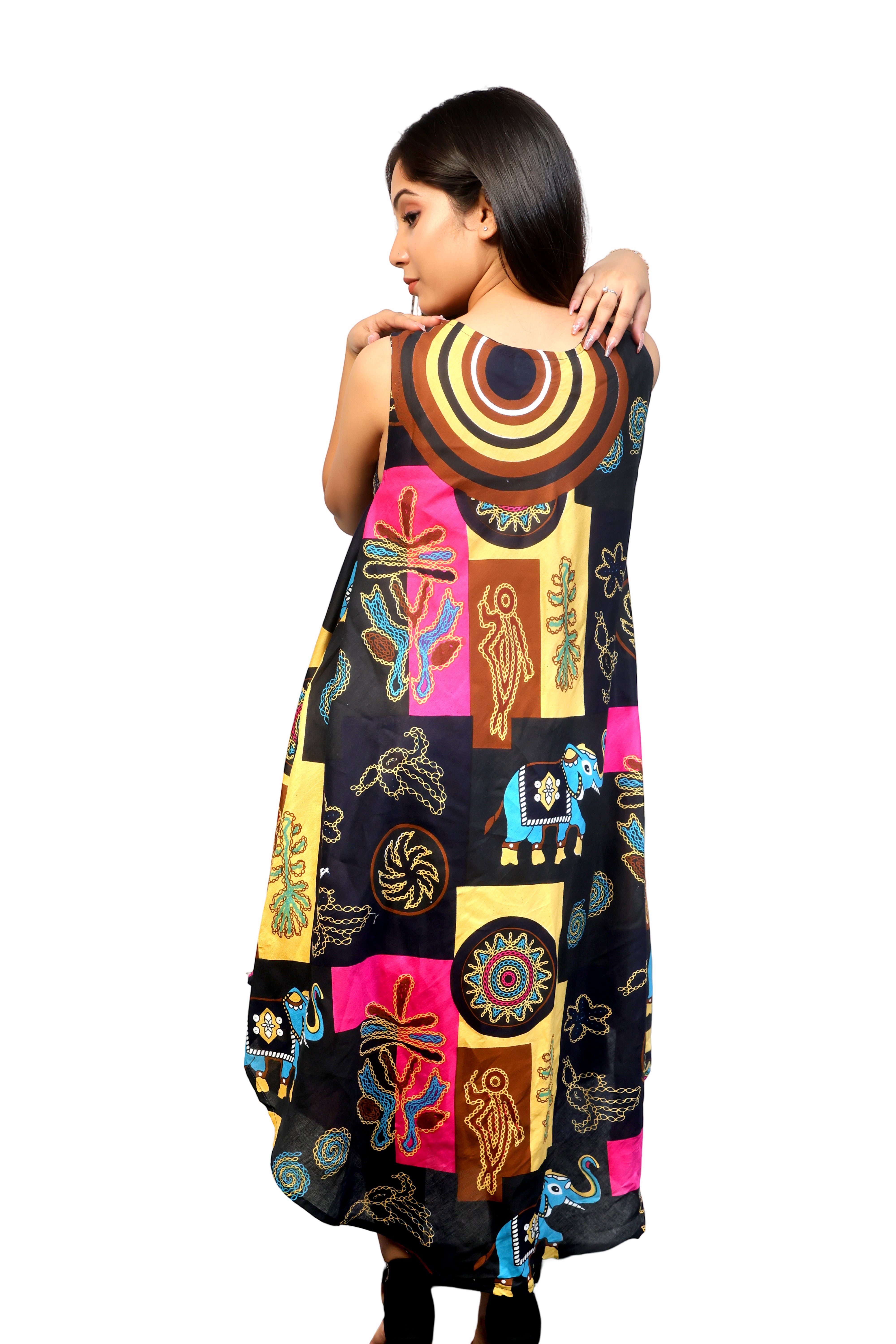 Women's multicolor sleeveless U-neck dress for spring & summer